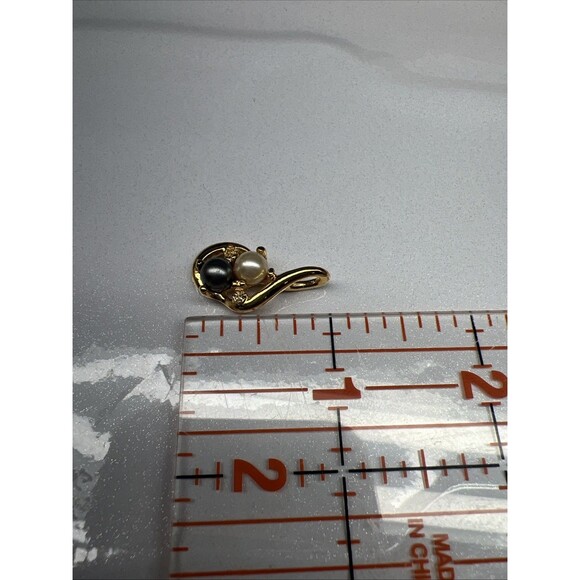 Vintage~ Black Onyx, White Pearl & Cubic Zirconia Gold Plated Pendant